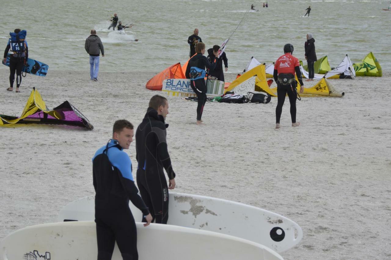 Vakantiehuis Het Voorhuis Op Landgoed Koepeltjesplaats Gaast Exteriör bild