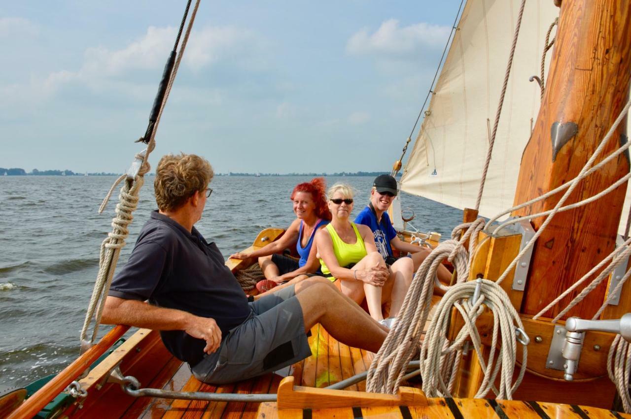 Vakantiehuis Het Voorhuis Op Landgoed Koepeltjesplaats Gaast Exteriör bild